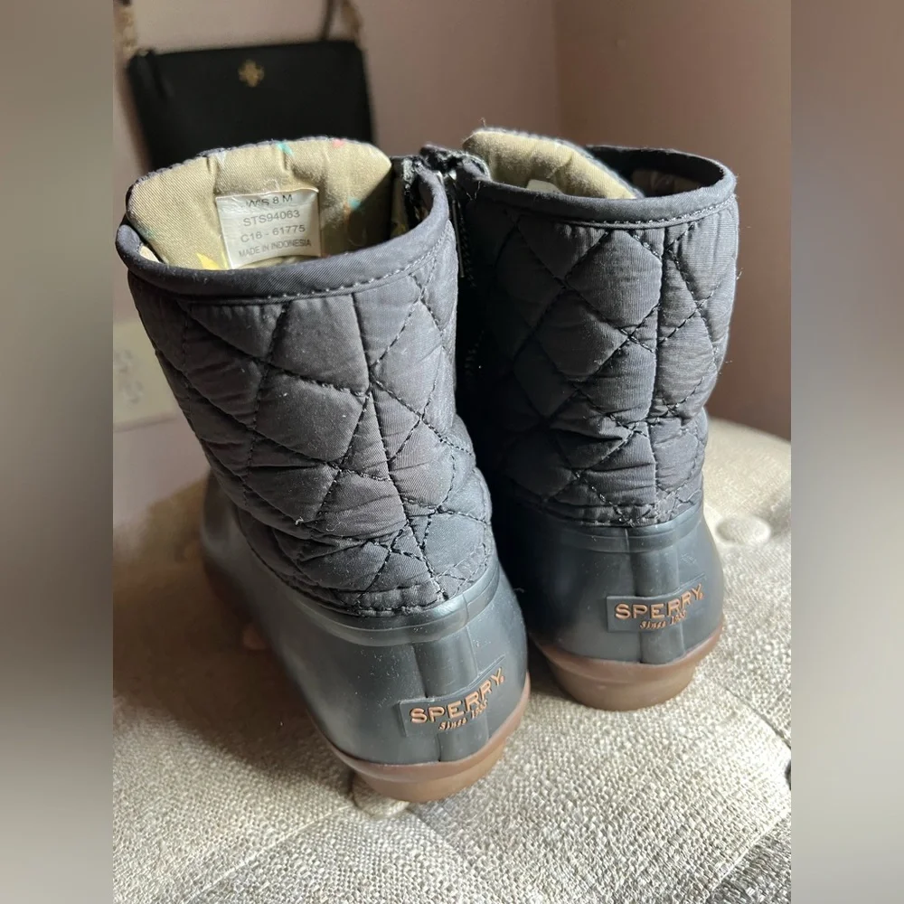 Sperry Women’s Size 8 Quilted Duck Boots | Winter Weather Essential